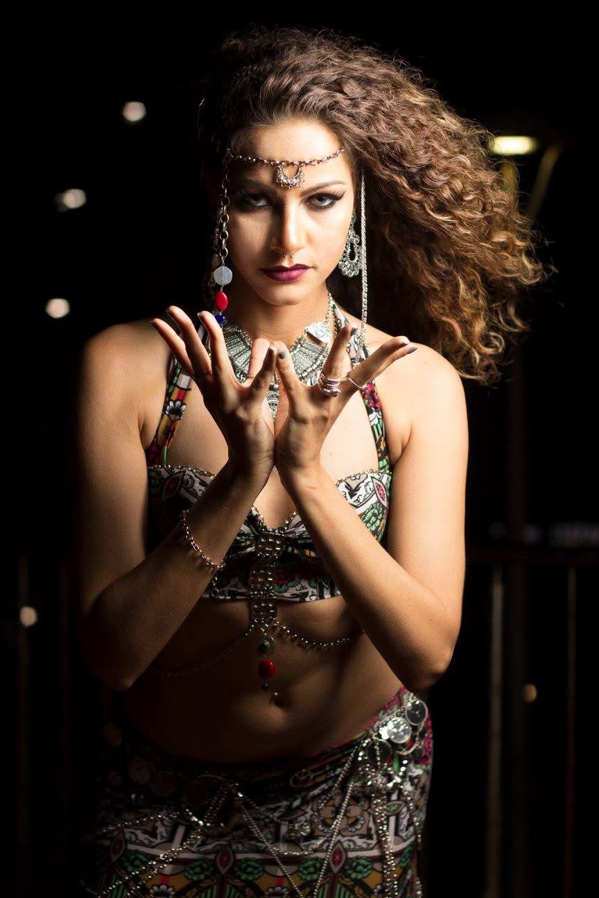 Imagem da professora Priscila Sodré